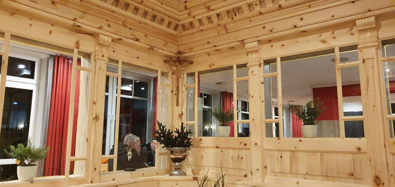 Hotel Bigger Hof - Wirtshaus Platzhirsch Am Jahnplatz Olsberg Extérieur photo