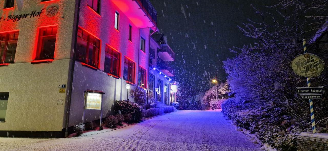 Hotel Bigger Hof - Wirtshaus Platzhirsch Am Jahnplatz Olsberg Extérieur photo