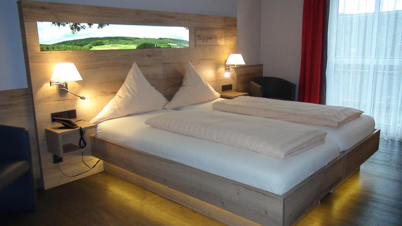 Hotel Bigger Hof - Wirtshaus Platzhirsch Am Jahnplatz Olsberg Extérieur photo