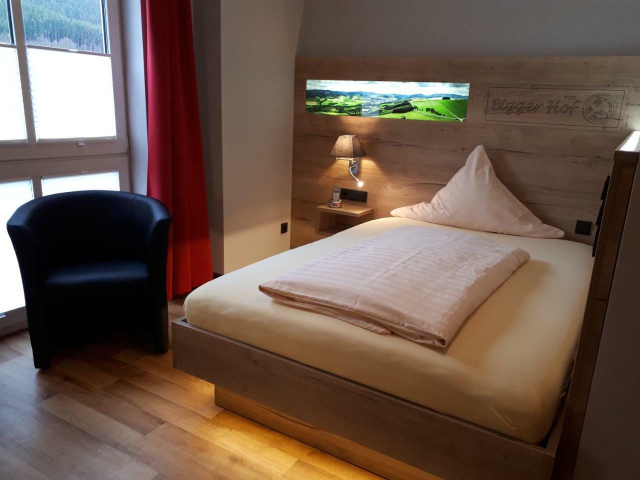 Hotel Bigger Hof - Wirtshaus Platzhirsch Am Jahnplatz Olsberg Extérieur photo