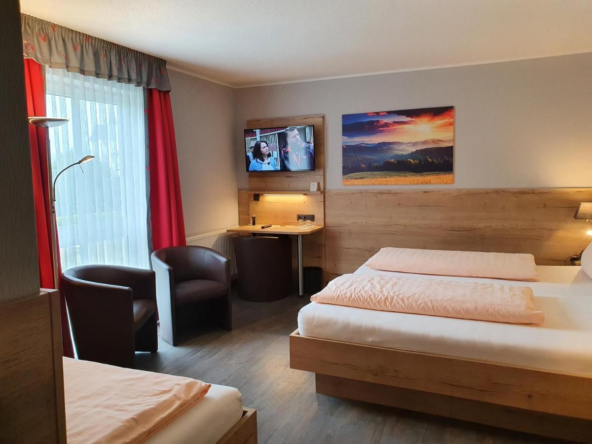 Hotel Bigger Hof - Wirtshaus Platzhirsch Am Jahnplatz Olsberg Extérieur photo